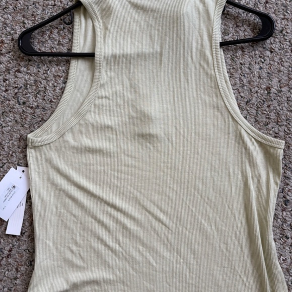 SLEEVELESS TOP - Picture 2 of 2